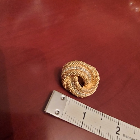 Dior vintage clip on earrings - Picture 3 of 8